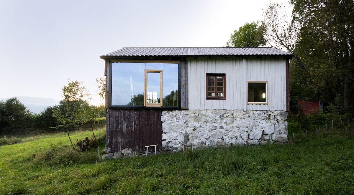 Revamped Norwegian home turned into a breezy modern cabin