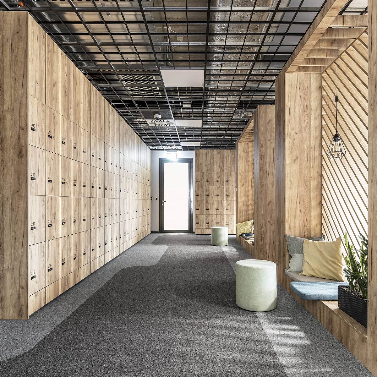 Series-of-wooden-lockers-at-the-entrance-of-the-Poznan-office-space