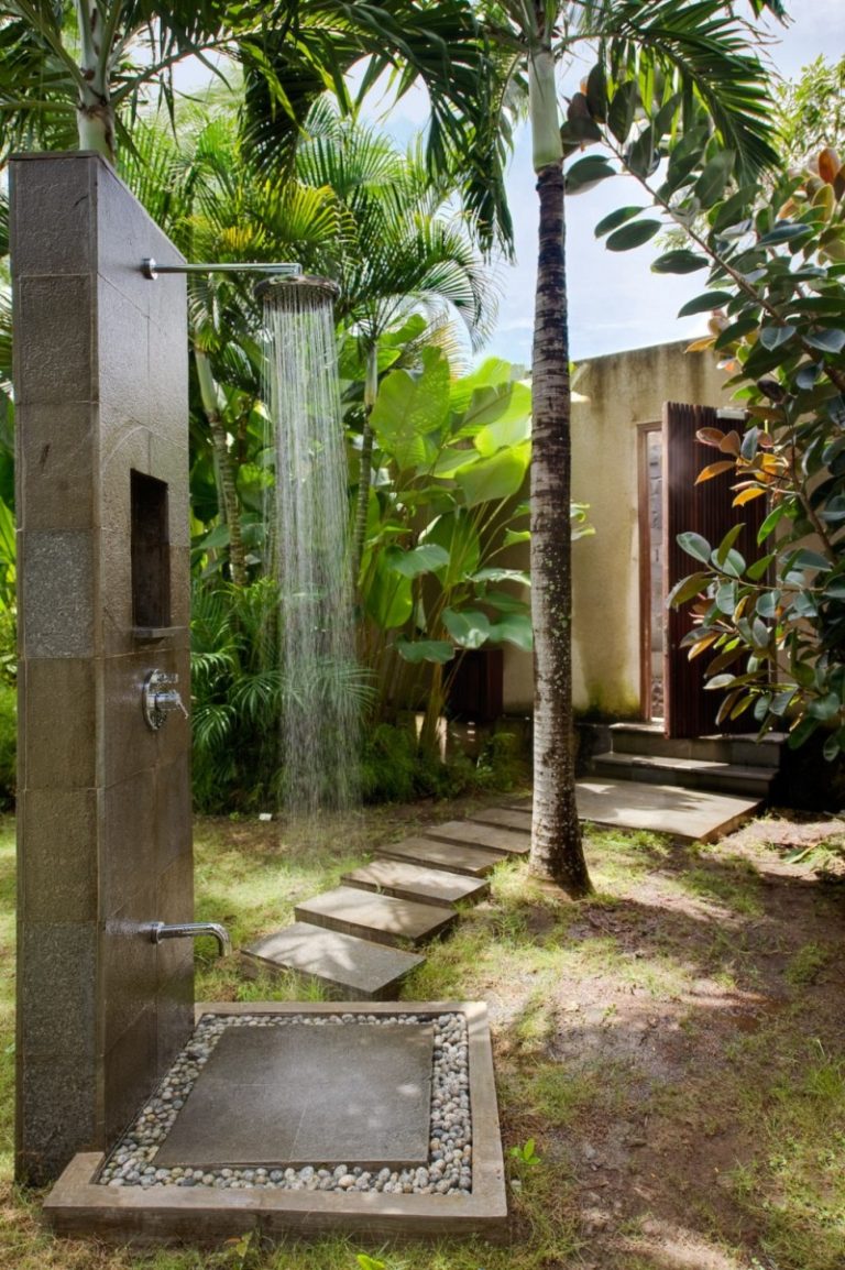 Epitome of Luxury: 30 Refreshing Outdoor Showers | Decoist