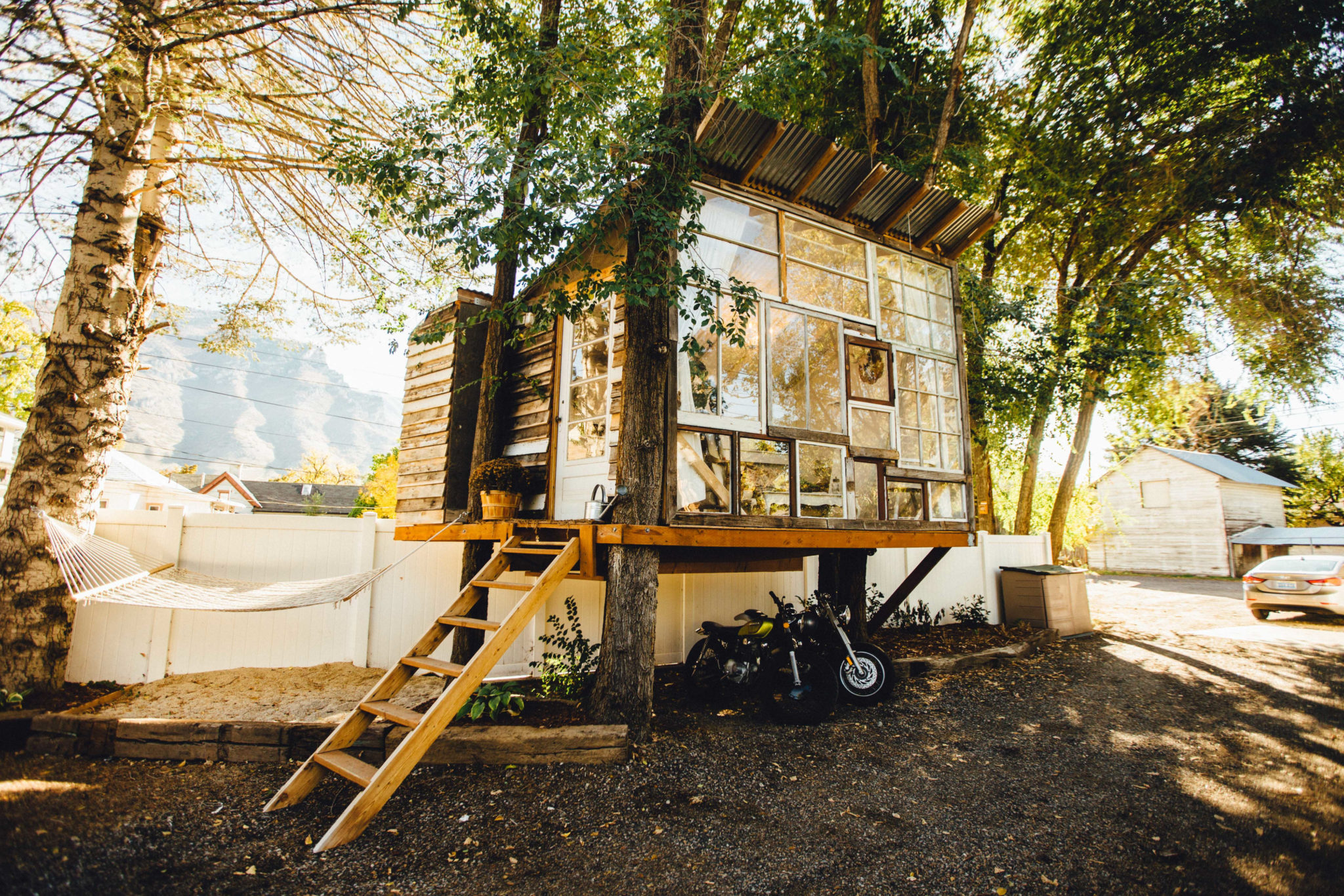 Tiny treehouse built closer to the ground