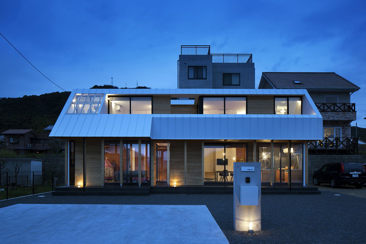 Clever design of the home provides a natural chimney for gusty winds