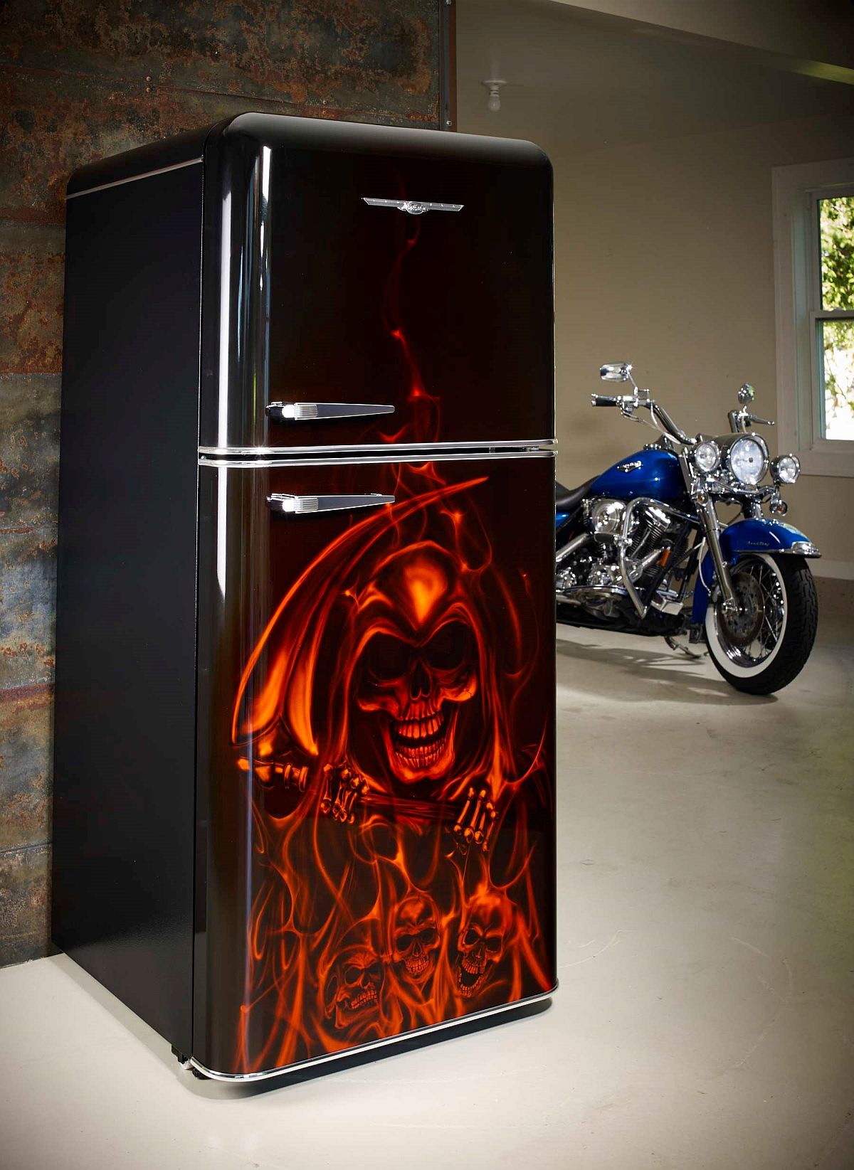 Custom air-brushed fridge with airbrushed flames and skulls!