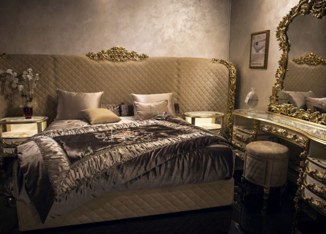Gold, Glitter and Endless Luxury: 15 Opulent Bedrooms from Classic to