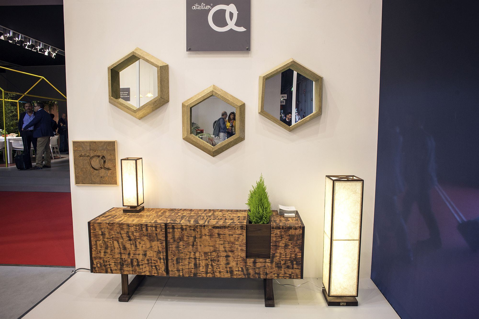 Hexagonal mirror frame is a smart and trendy choice