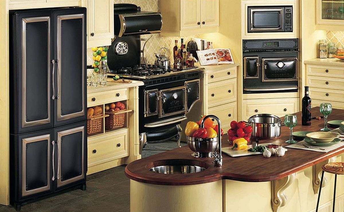 Modern vintage kitchen with Antique series applainces from Elmira