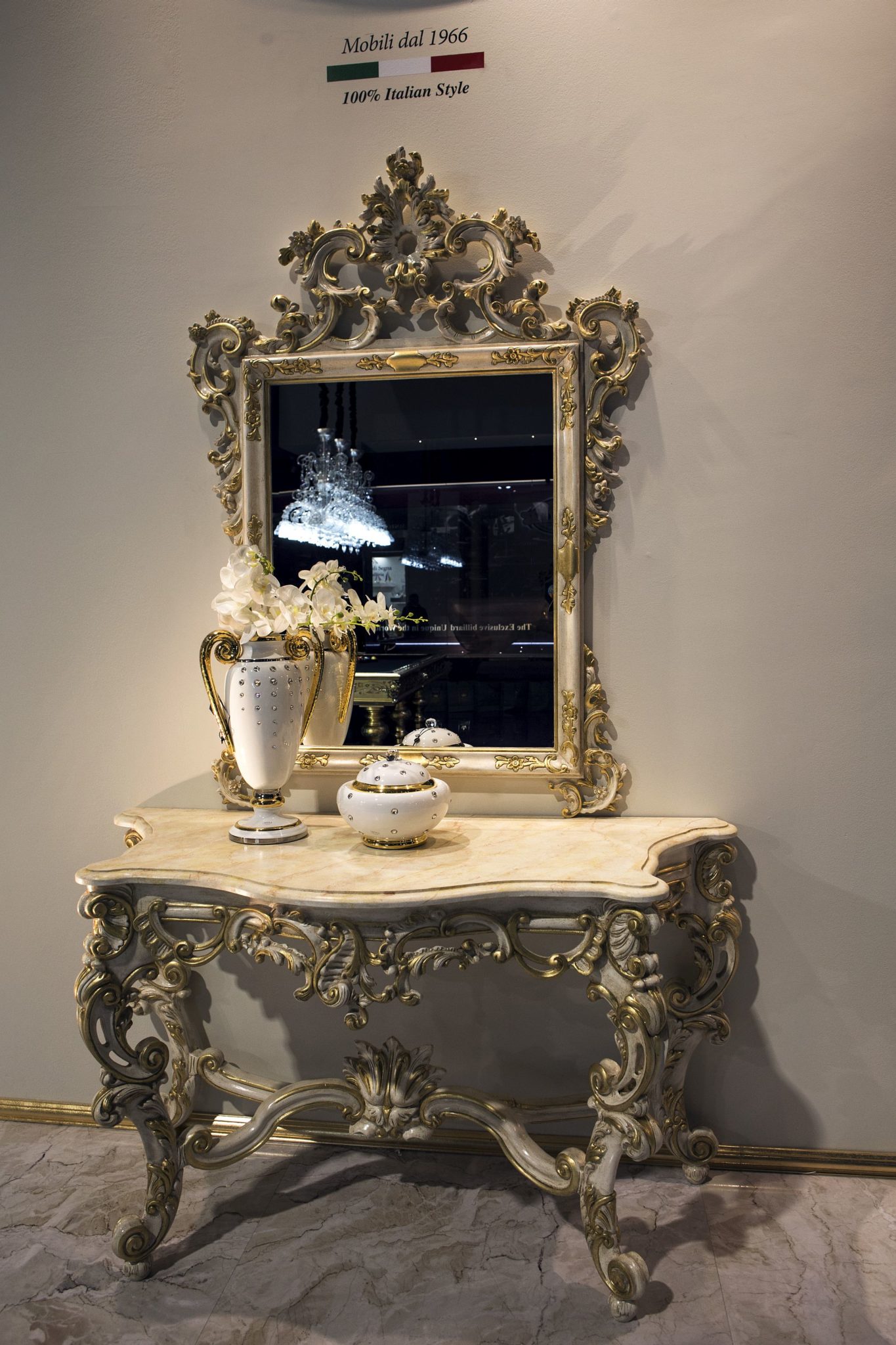 Ornate-entryway-console-table-couple-with-an-equally-captivating-mirror