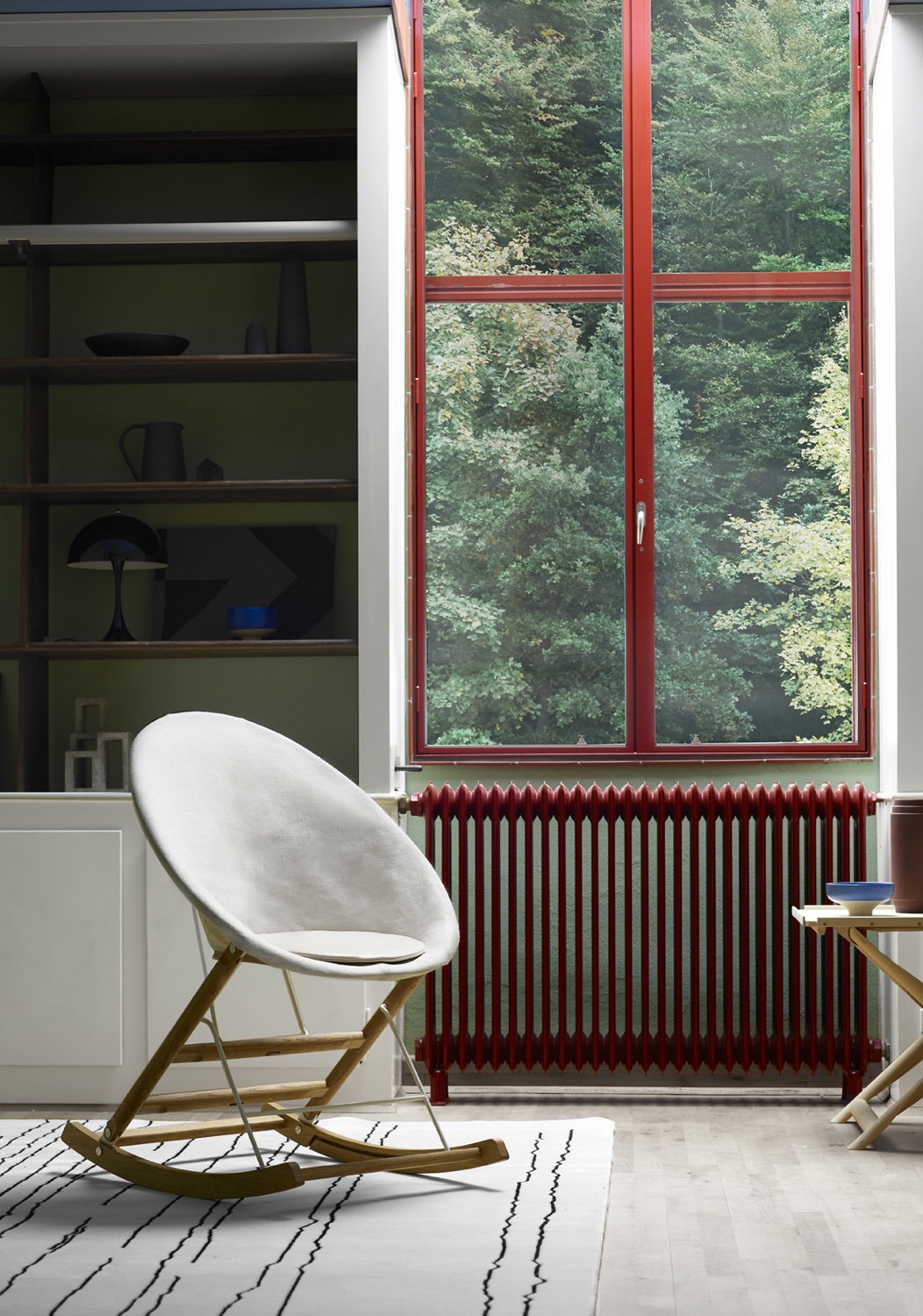 Rocking-Nest-Chair-in-oiled-oak-and-canvas