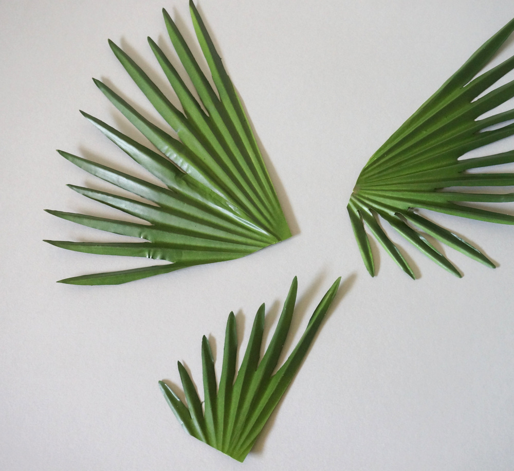 Cut palm leaf options