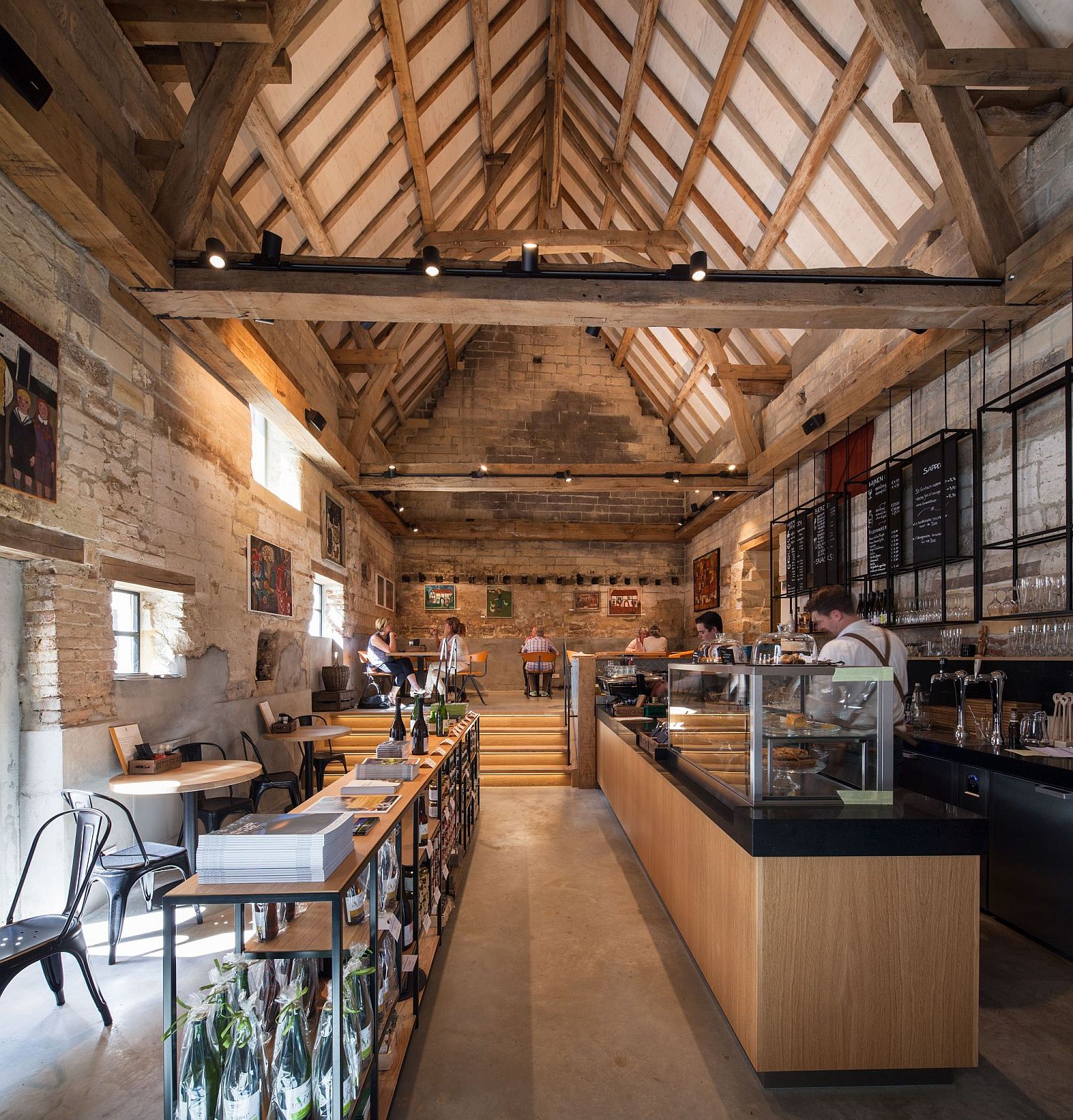 Manor Farm revamped into a restaurant, coffee house and meeting space