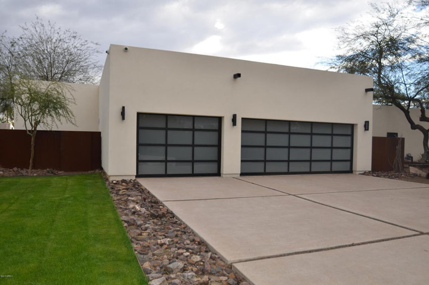 Modern-driveway-with-clean-lines