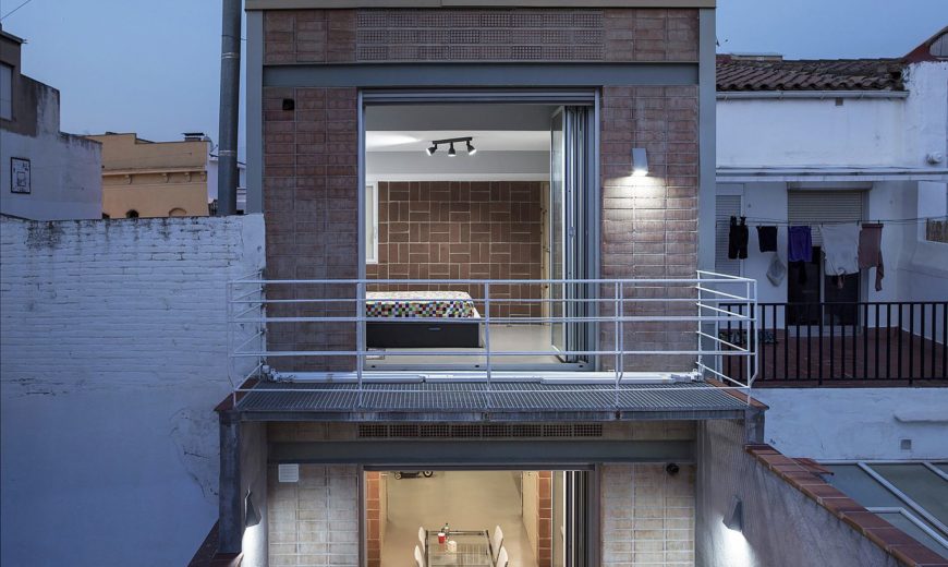 Old Blacksmith Workshop in Barcelona Transformed into a Light-Filled Home