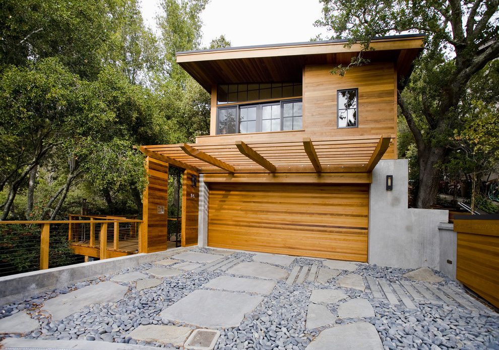 Organic-modern-driveway-built-from-stones-and-pebbles