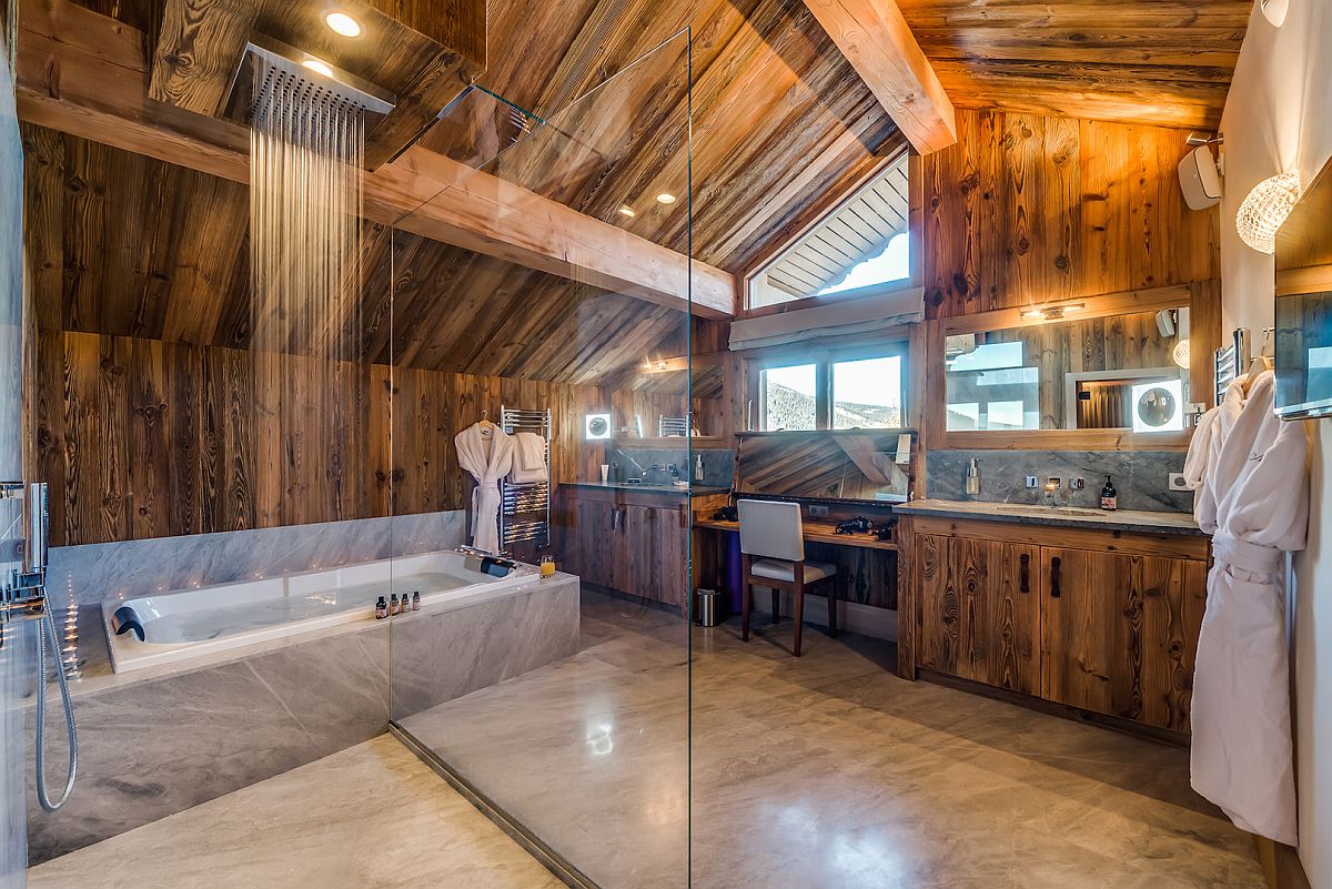 Rejuvinating-master-bathroom-with-wooden-walls