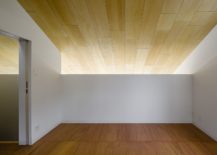 Top-level-of-the-Administrative-House-in-Japan-with-ample-natural-light-217x155