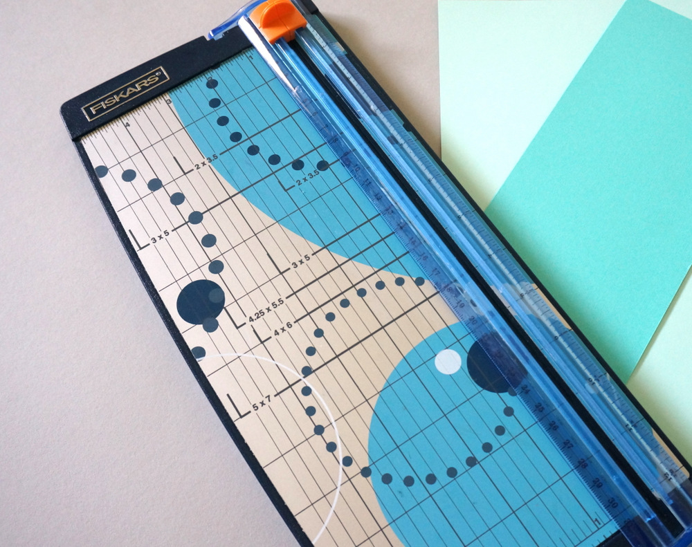 Use a paper cutter for your project