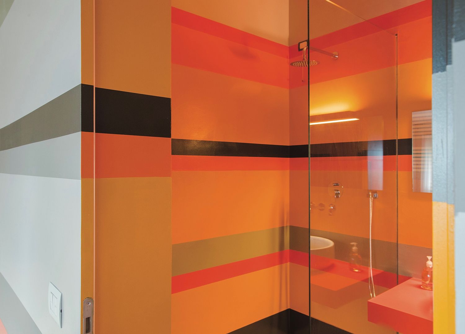 Vivacious modern interior with a splash of orange