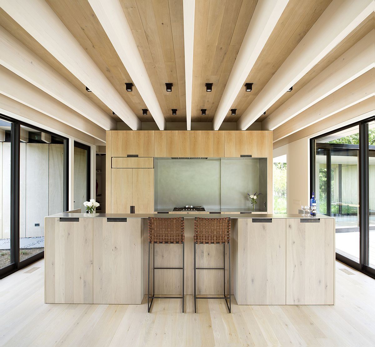 Wooden ceiling beams give the interior a warm ambiance