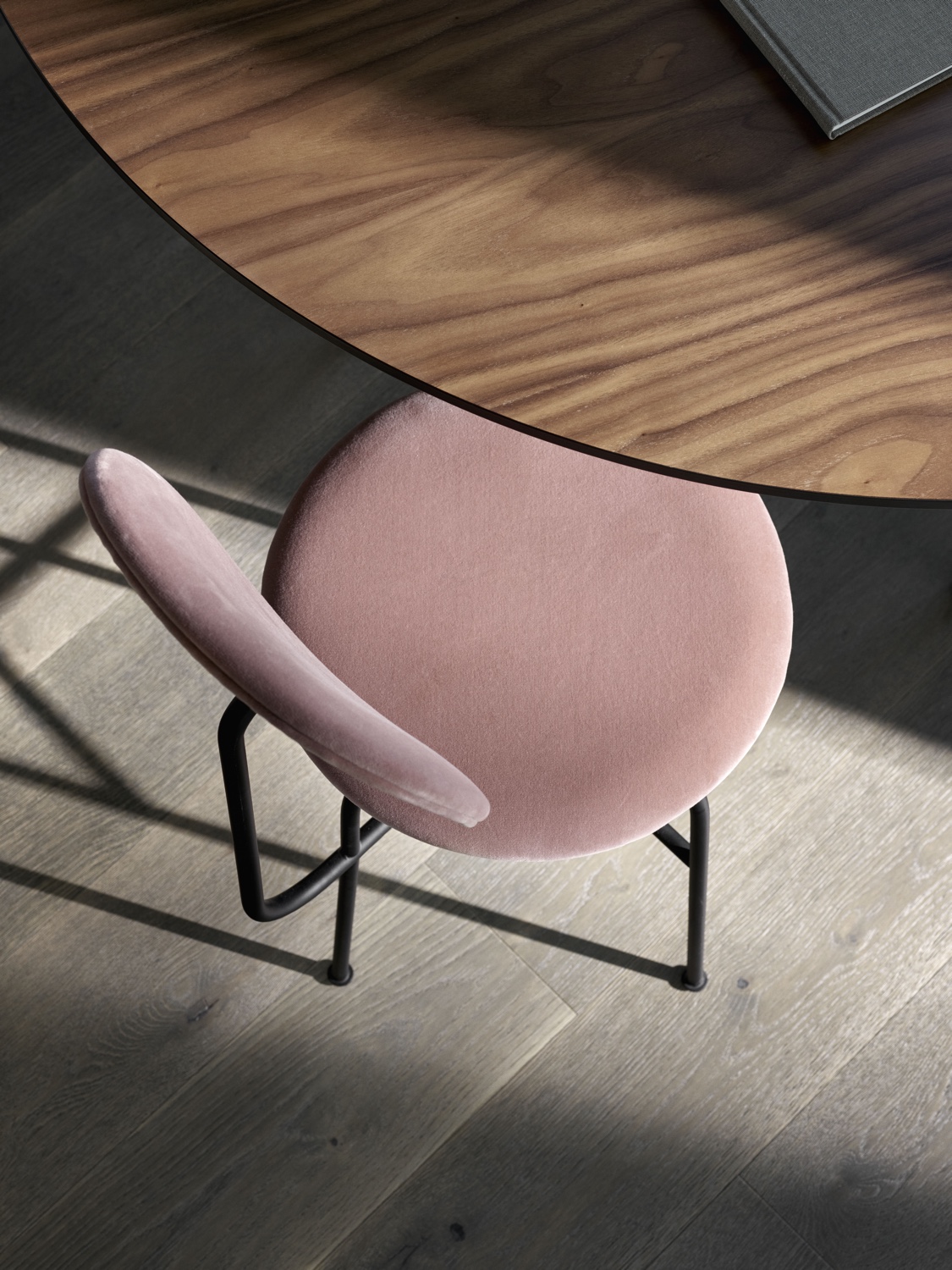 Afteroom-Plus-Dining-Chair