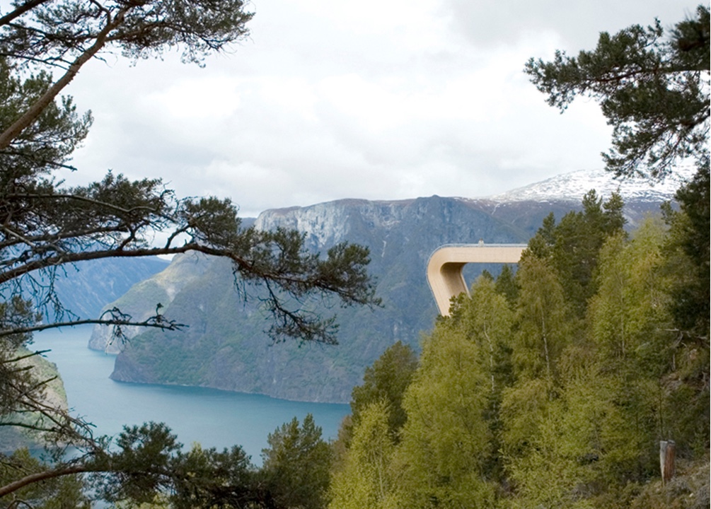 Aurland Lookout III