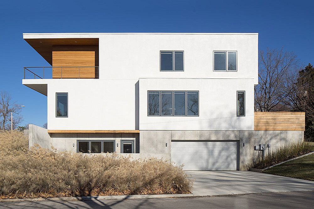 Contemporary family house in West Plaza, Kansas City