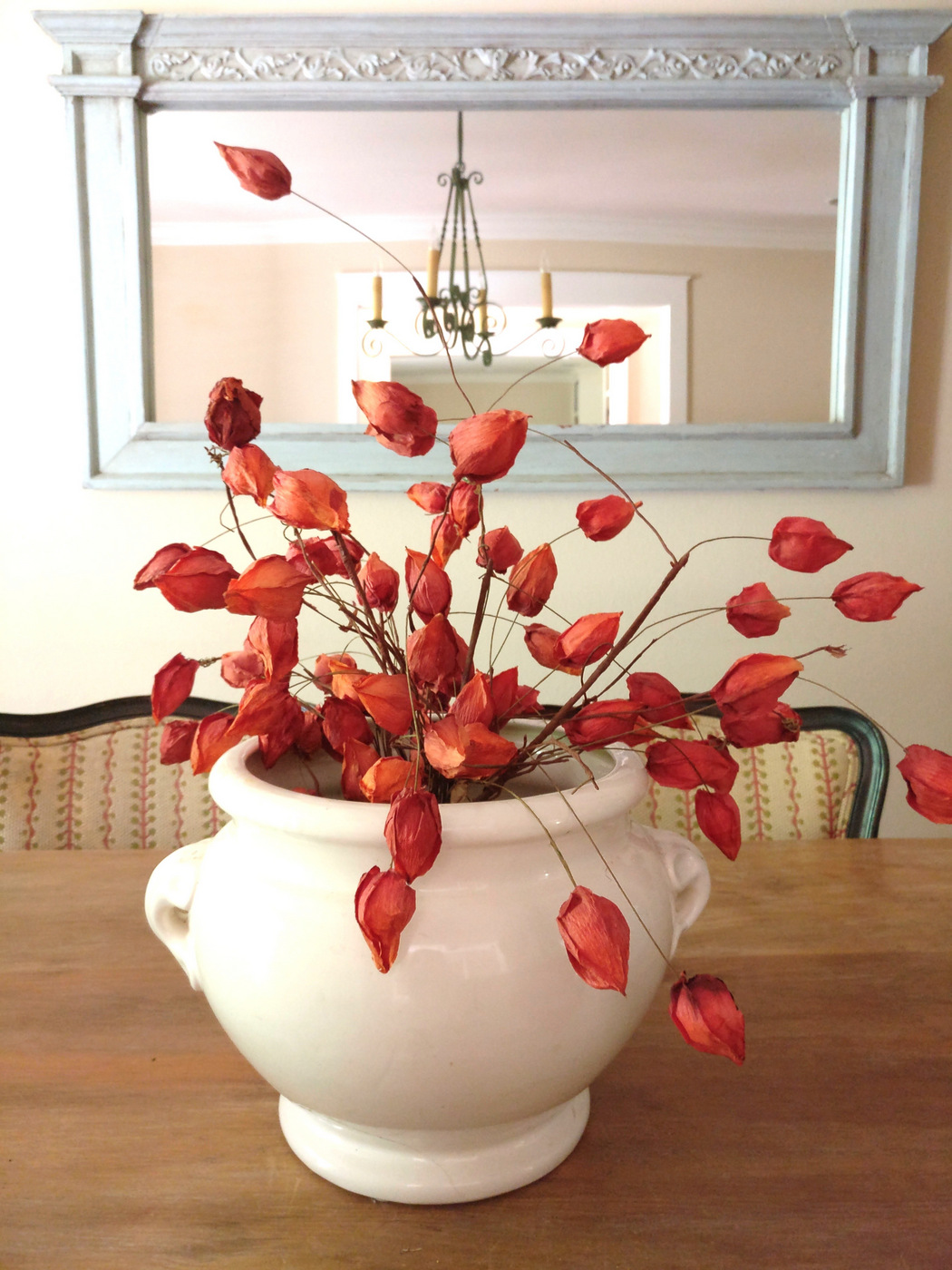 Dried floral arrangement for fall