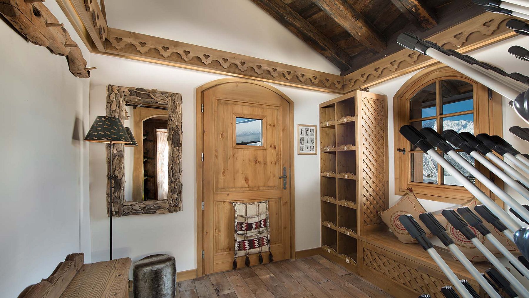 Ski room of the chalet with access to the best ski slopes in Europe