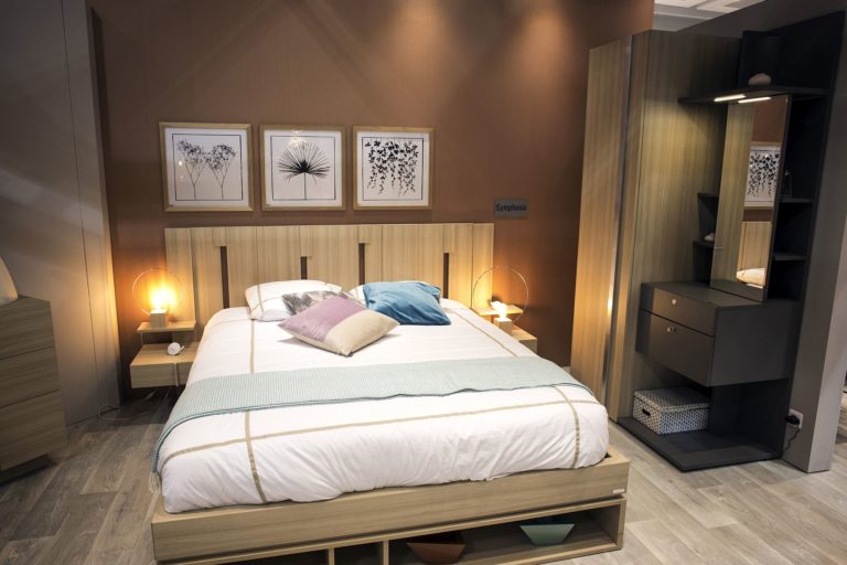 20 Makeup Vanity Sets and Dressers to Complete your Dream Bedroom Decoist