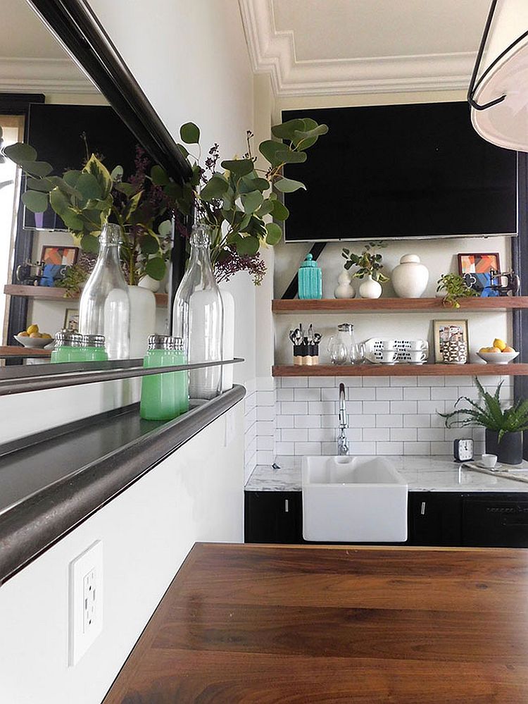 Small-black-and-white-kitchen-with-slim-wooden-floating-shelves