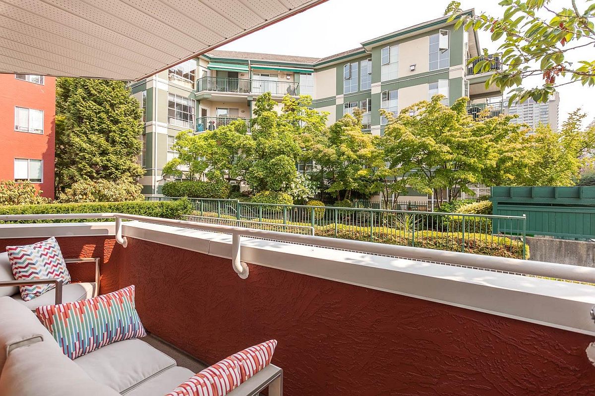 Small-modern-balcony-at-the-renovated-Vancouver-Condo