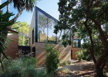 Wood-and-glass-exterior-of-the-holiday-home-in-Cap-Ferret-217x155