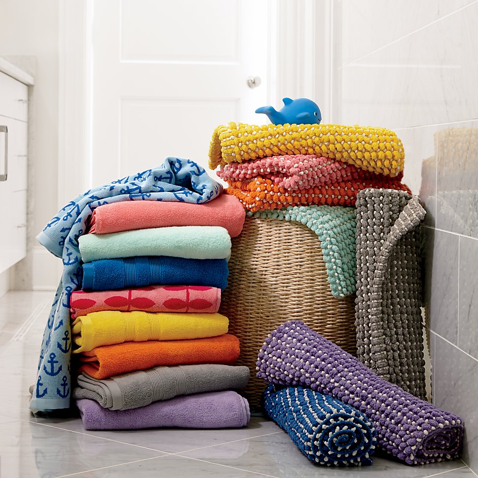 Bath mats and towels from The Land of Nod