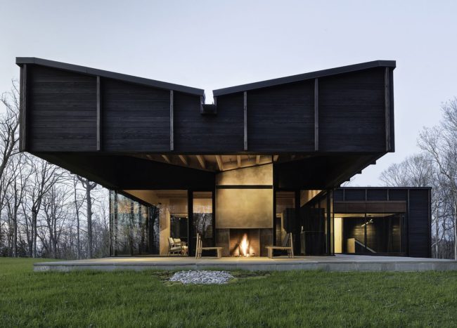 Enthralling Cantilevered Structure Meets Eco-Friendly Design at this ...