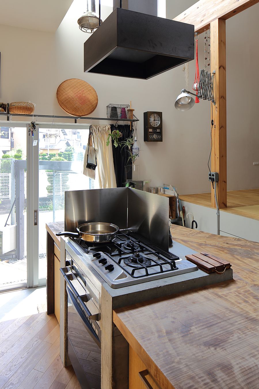 Custom kitchen island with range