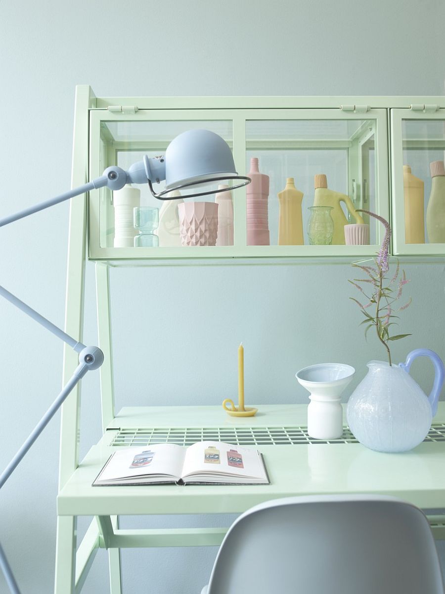 Decorating the home office in delicate and stylish pastels!