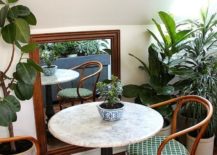 Exqusite-Bistro-table-breakfast-nook-is-a-great-way-to-start-your-day-217x155