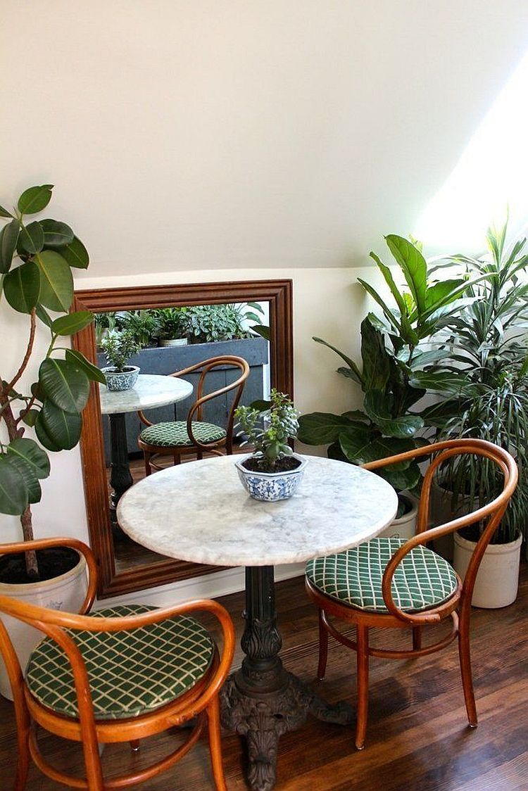 breakfast nook bistro table