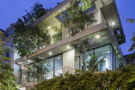 Inventive Modern House Brings Green Goodness to Urban Landscape