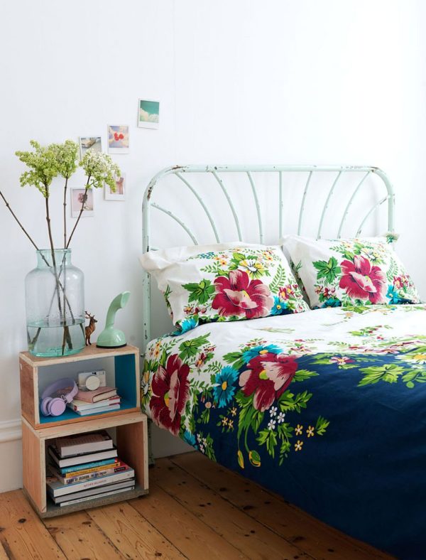 10 Easy DIY Nightstands in Wood to Complete Your Bedroom Decoist