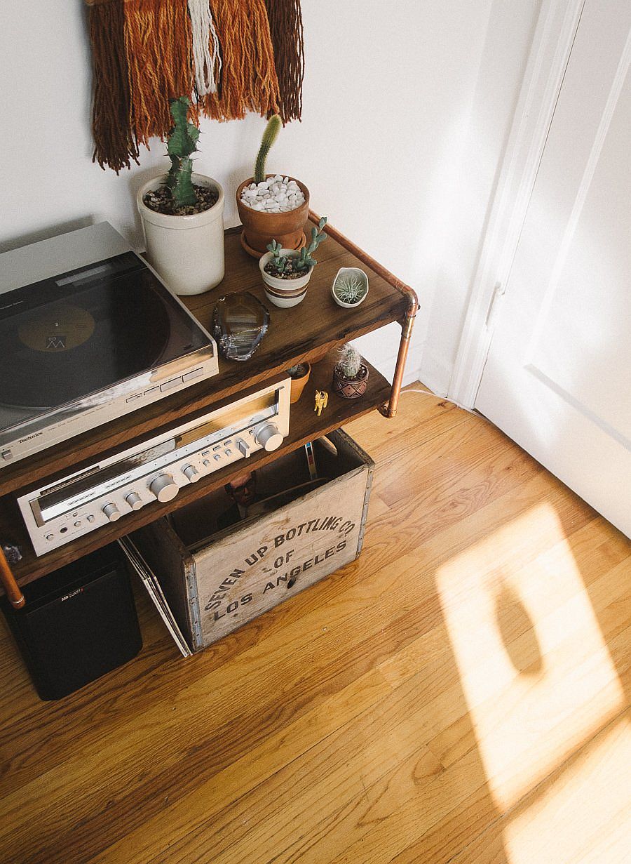 DIY Copper Pipe and wood hi-fi shelf that is also space-savvy