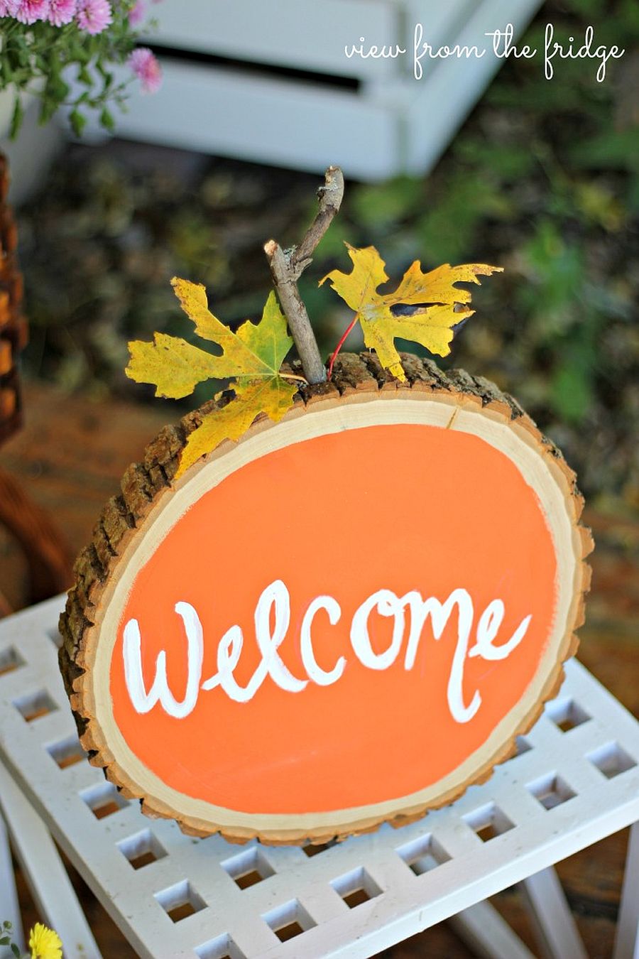 DIY-Wood-slice-pumpkin-welcome-sign