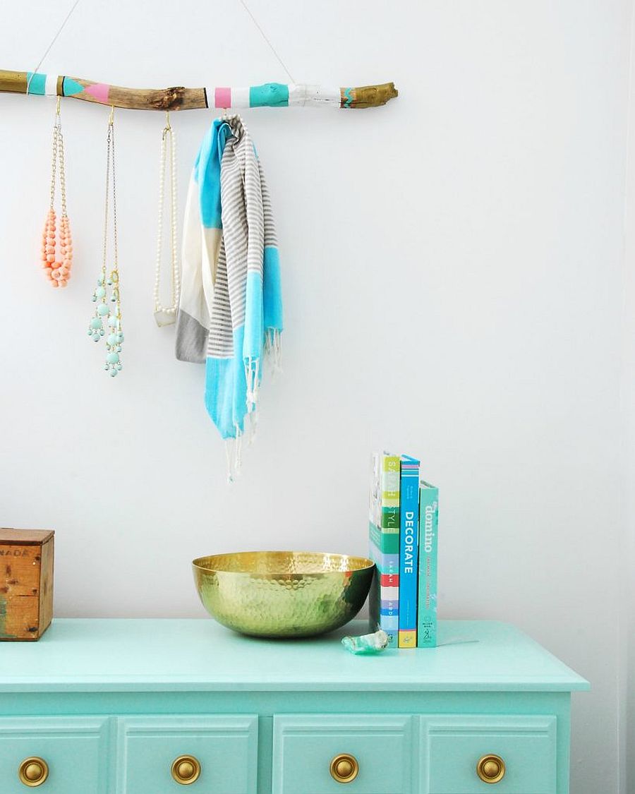 10 Nifty DIY Key Holders for a More Organized Home