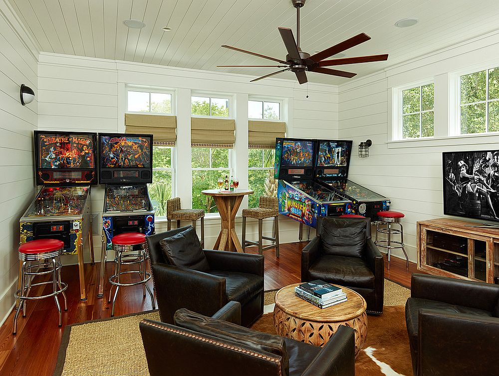 Tropical-family-room-with-a-collection-of-pinball-machines-1