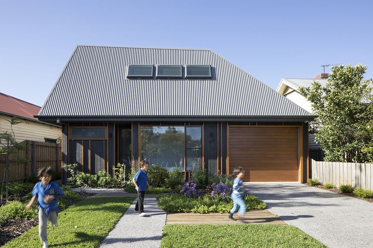 Central courtyard and rear garden of the Aussie home