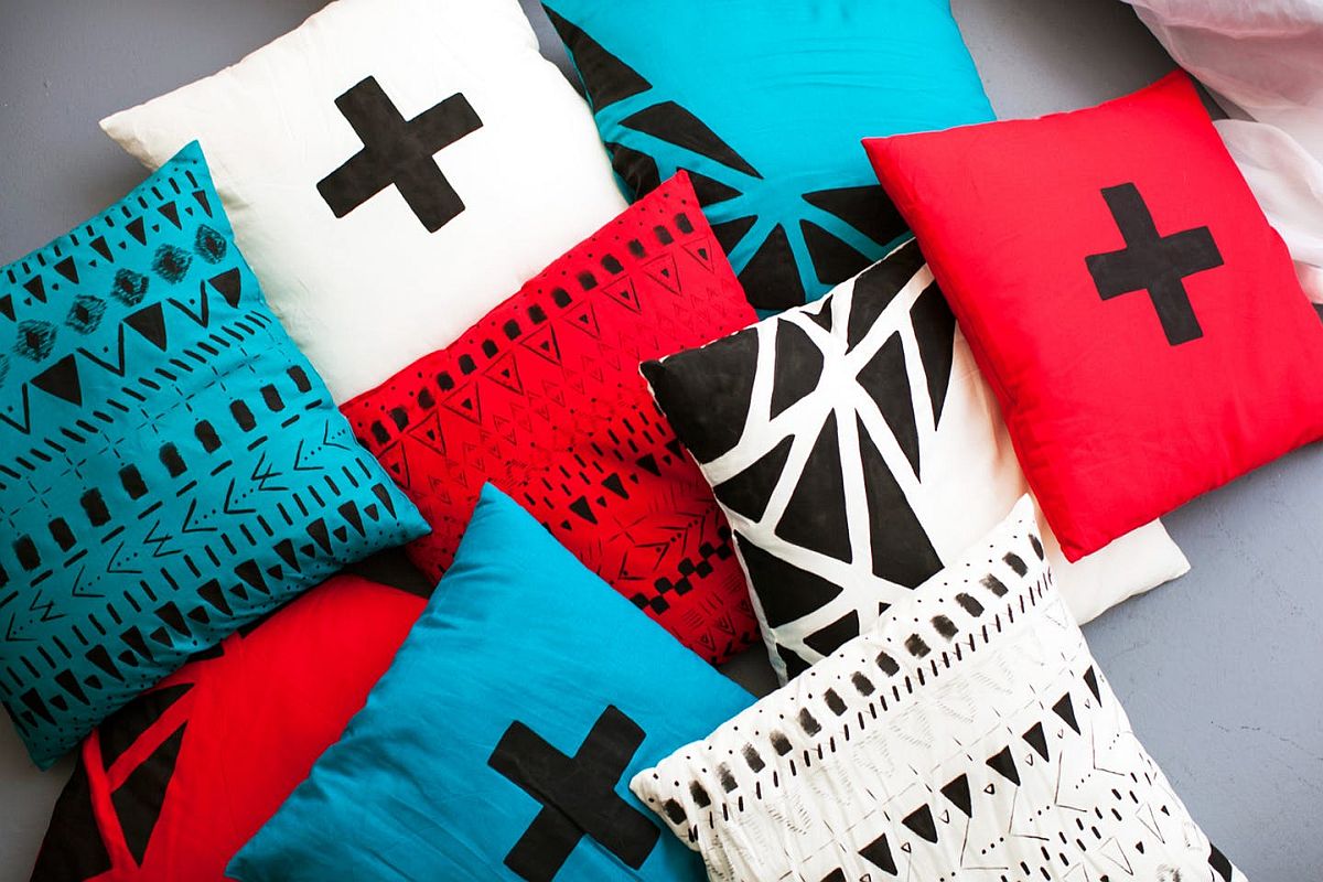 DIY-Geometric-painted-throw-pillows