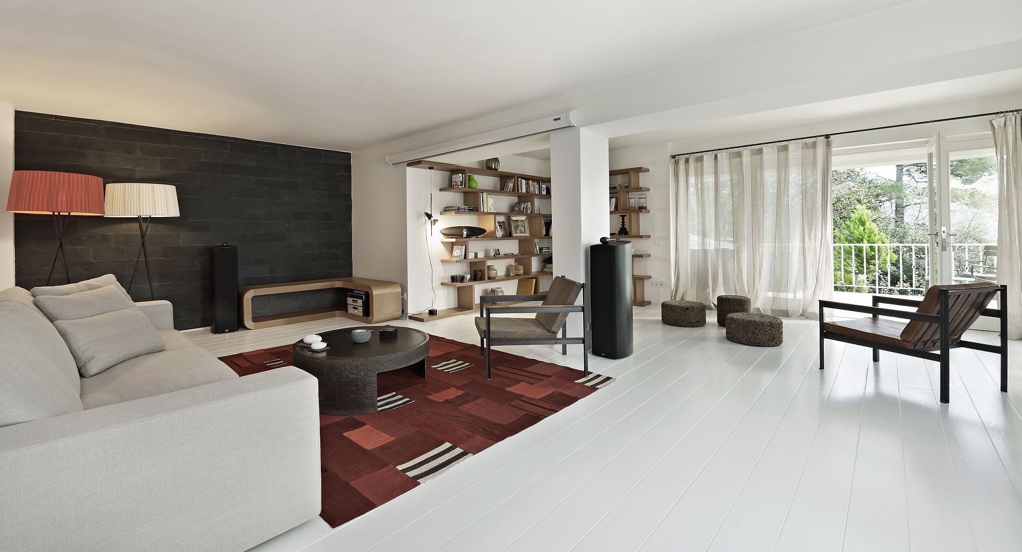 Gorgeous rug brings red delight to the living room in white