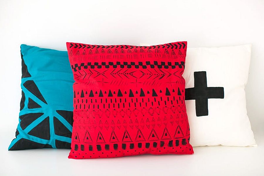 Stylish and chic geometric DIY throw pillows