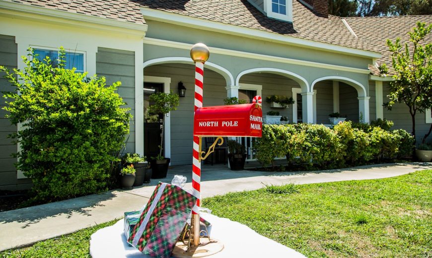 10 Unique DIY Mailbox Ideas from the Festive to the Chic