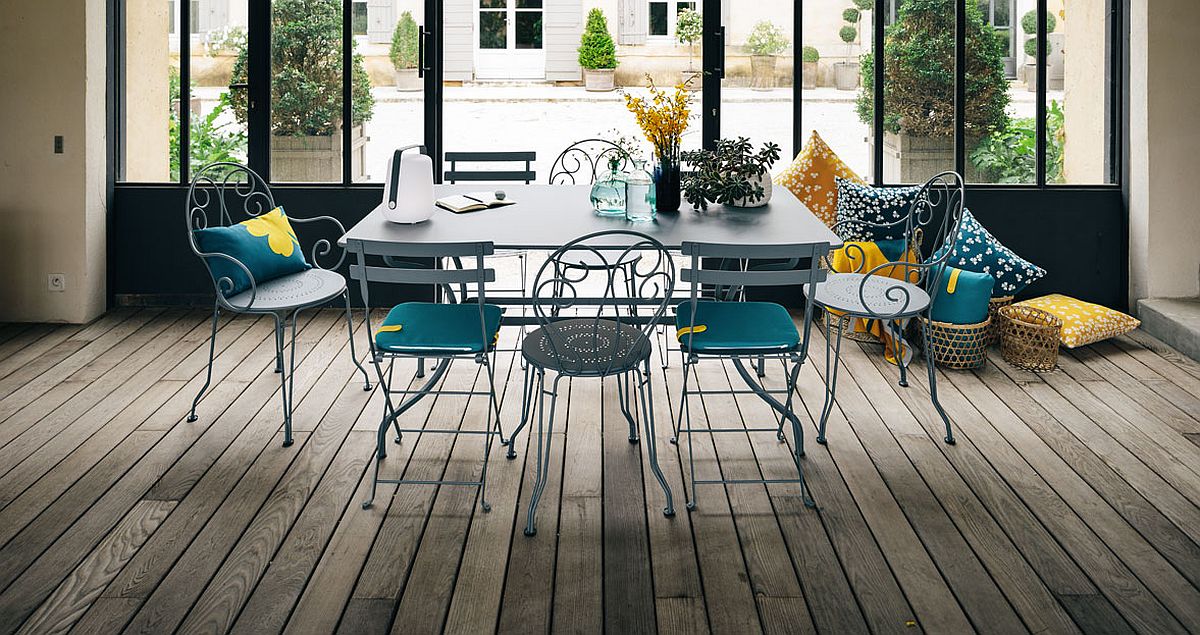 Perfect outdoor chairs with classic Parisian charm