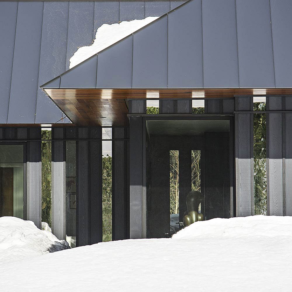 Snow-covered landscape of Vermont around the retreat