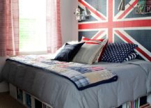 Stunning-Union-Jack-DIY-Headboard-steals-the-show-in-this-bedroom-217x155